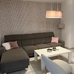 Apartman M10 *
